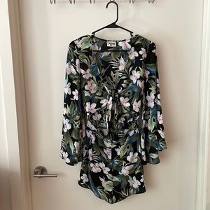 Show Me Your MuMu Tropical front tie romper size XS!